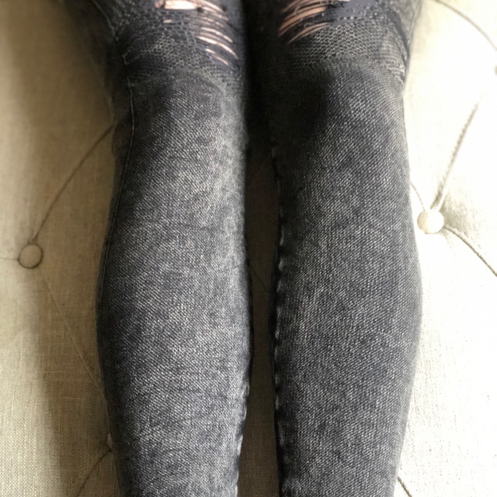 🆕 CHARCOAL DESTROYED LEGGINGS 🖤LAST PAIR🖤 - Picture 5 of 5
